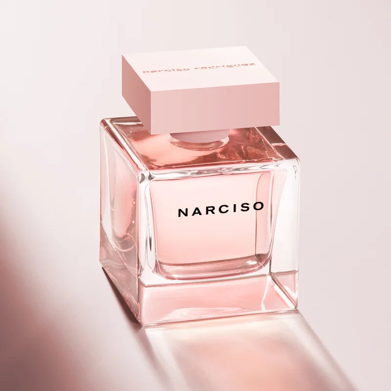 Narciso Rodriguez Narciso Cristal, parfum femme, troisième visuel